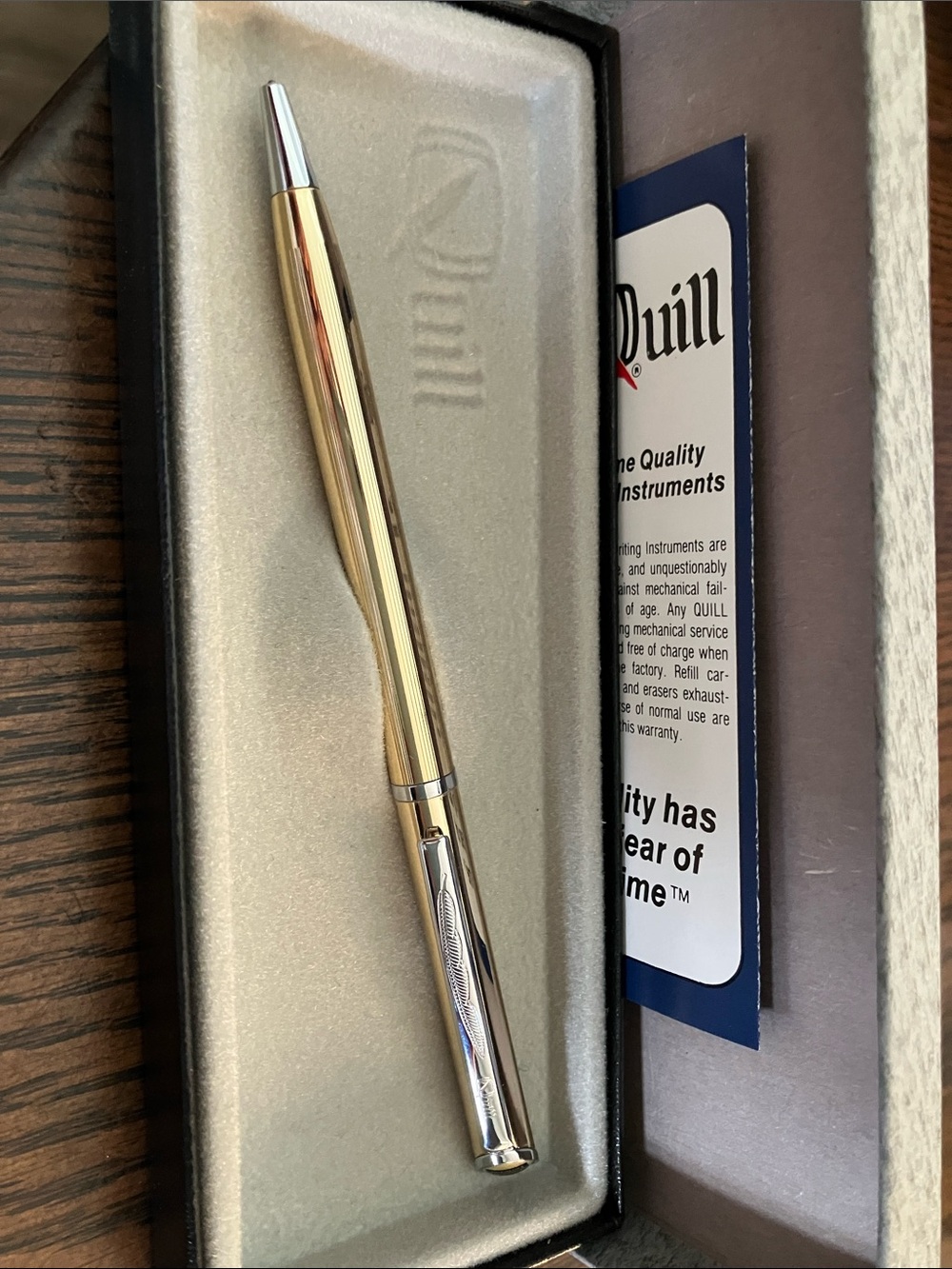 Quill Gold and Silver Tone Pen